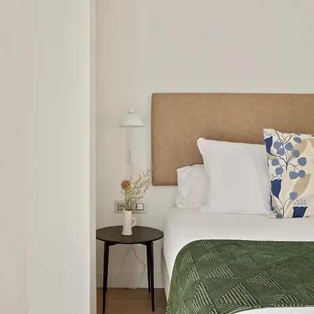 Easo 7 By Feelfree *